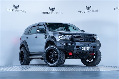 2019 Ford Everest - Thumbnail