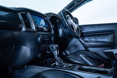 2019 Ford Everest - Thumbnail