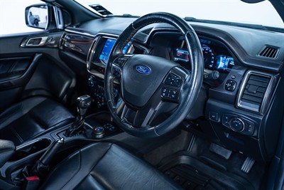2019 Ford Everest - Thumbnail