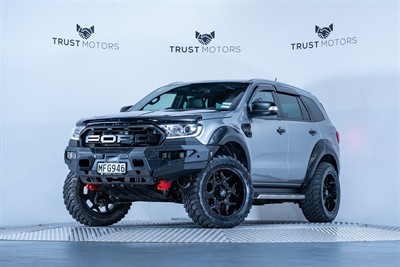 2019 Ford Everest - Thumbnail