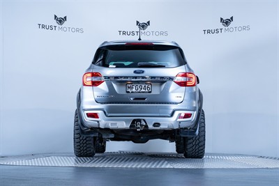 2019 Ford Everest - Thumbnail