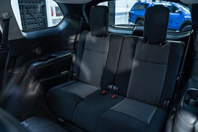 2018 Nissan Pathfinder - Thumbnail