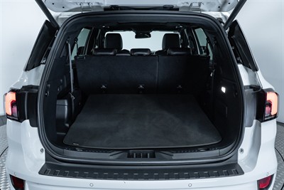 2023 Ford Everest - Thumbnail