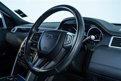 2017 Land Rover Discovery Sport - Thumbnail