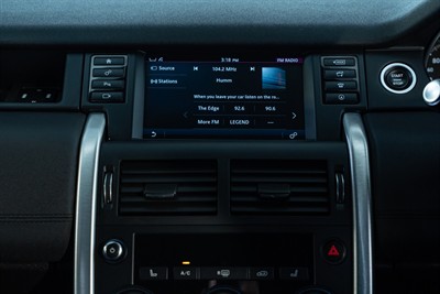 2017 Land Rover Discovery Sport - Thumbnail