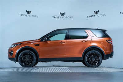 2017 Land Rover Discovery Sport - Thumbnail