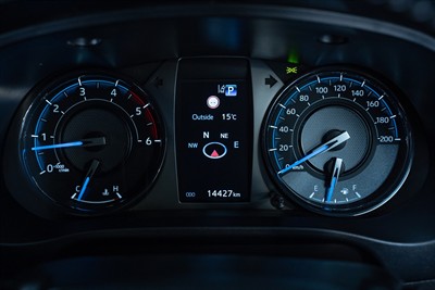 2023 Toyota Hilux - Thumbnail