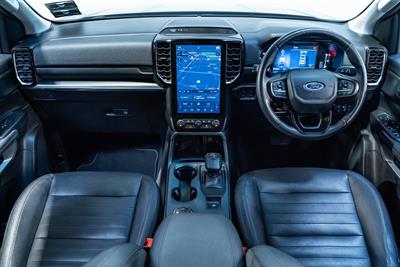 2022 Ford Everest - Thumbnail