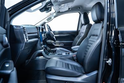 2022 Ford Everest - Thumbnail