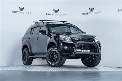 2016 Isuzu MU-X