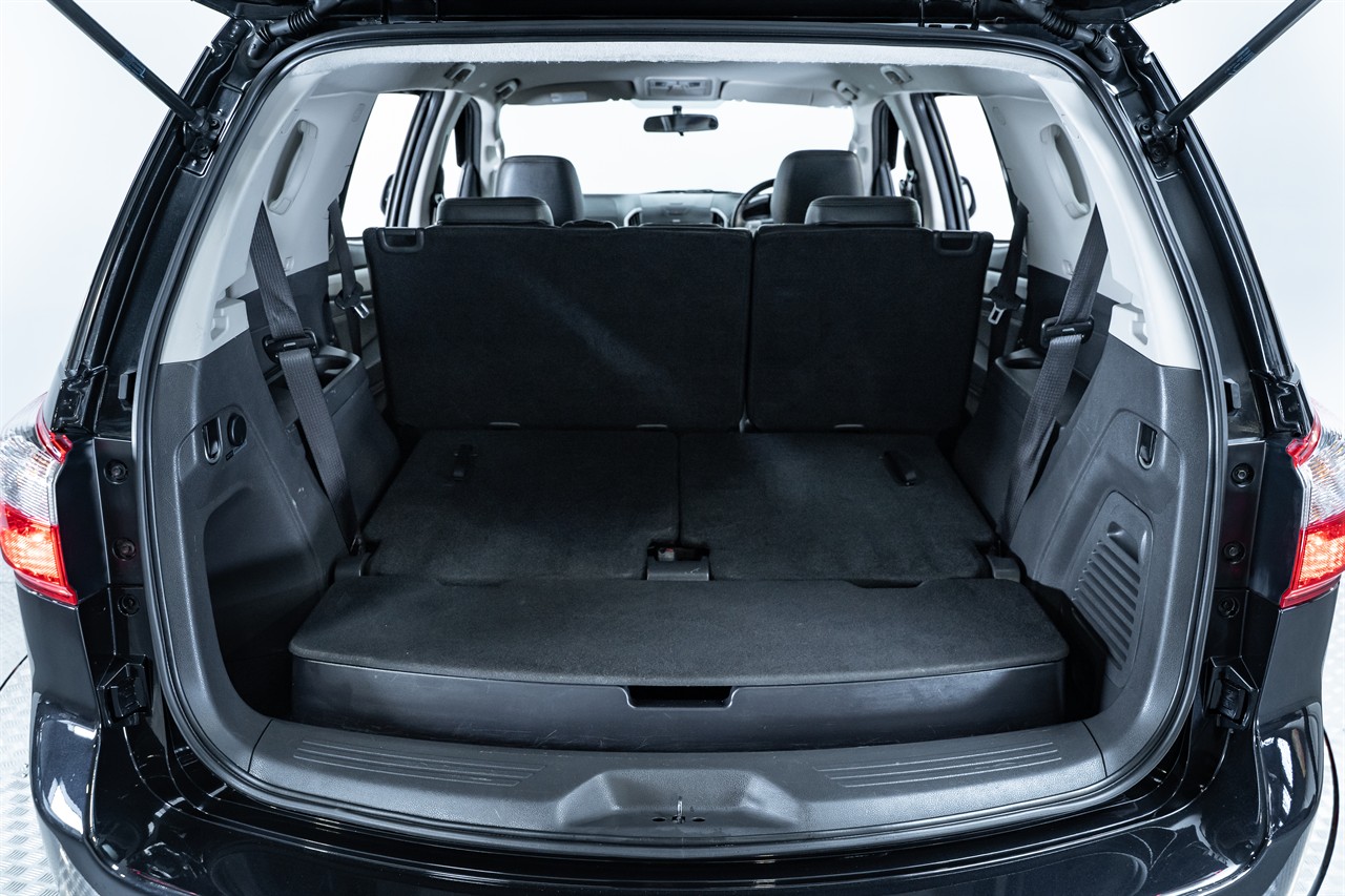 2016 Isuzu MU-X