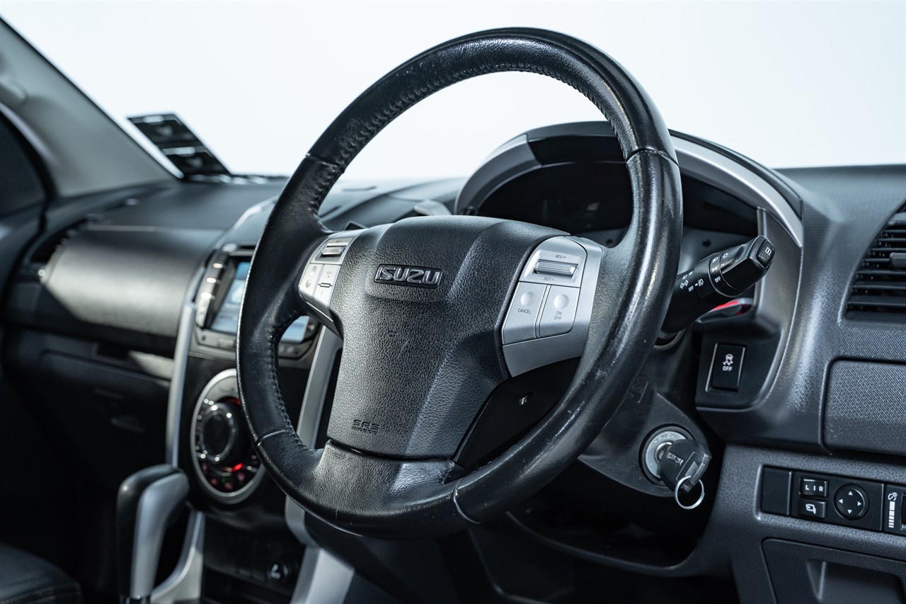 2016 Isuzu MU-X