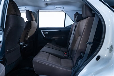 2016 Toyota Fortuner - Thumbnail