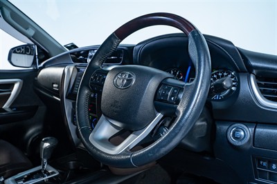 2016 Toyota Fortuner - Thumbnail