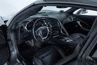 2015 Chevrolet Corvette - Thumbnail
