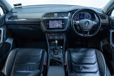 2018 Volkswagen Tiguan - Thumbnail