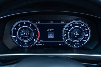 2018 Volkswagen Tiguan - Thumbnail