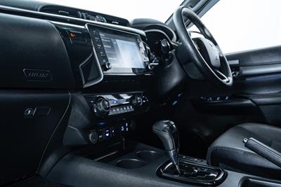 2023 Toyota Hilux - Thumbnail