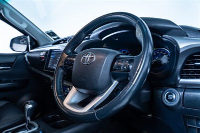 2017 Toyota Hilux - Thumbnail