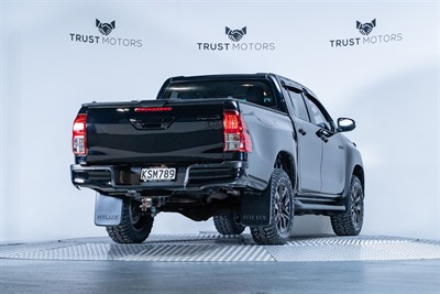 2017 Toyota Hilux - Thumbnail