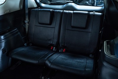 2017 Mitsubishi Outlander - Thumbnail