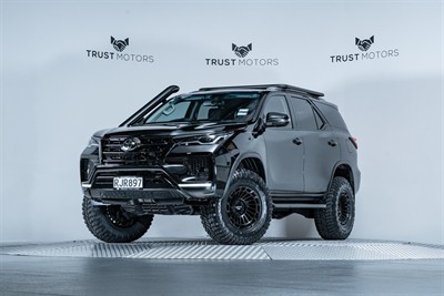 2021 Toyota Fortuner - Thumbnail