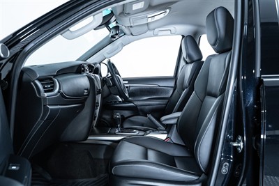 2021 Toyota Fortuner - Thumbnail