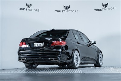 2014 Mercedes-Benz E 63 - Thumbnail