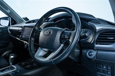 2021 Toyota Hilux - Thumbnail