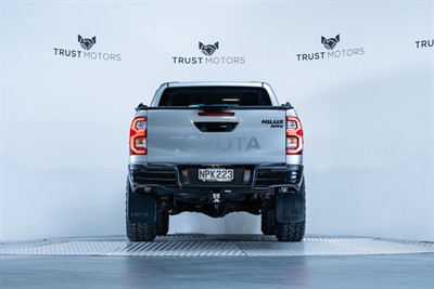 2021 Toyota Hilux - Thumbnail