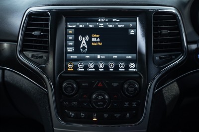 2018 Jeep Grand Cherokee - Thumbnail