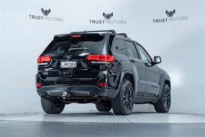 2018 Jeep Grand Cherokee - Thumbnail
