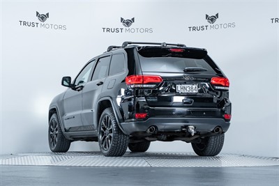 2018 Jeep Grand Cherokee - Thumbnail