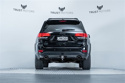 2018 Jeep Grand Cherokee - Thumbnail