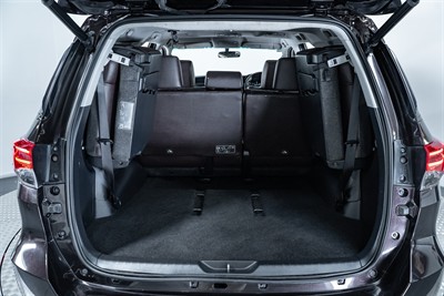 2018 Toyota Fortuner - Thumbnail