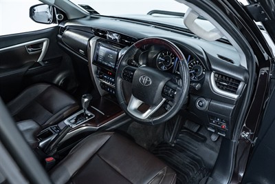 2018 Toyota Fortuner - Thumbnail