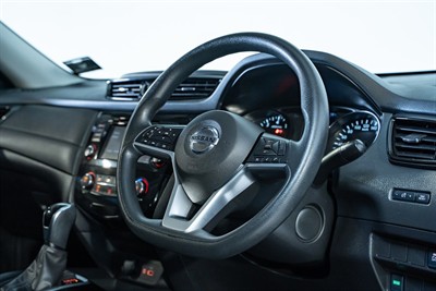 2021 Nissan X-Trail - Thumbnail