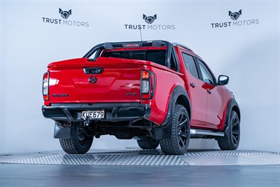 2017 Nissan Navara - Thumbnail