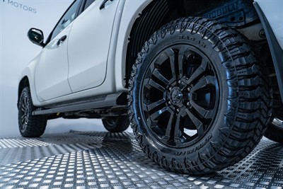 2022 Mitsubishi Triton - Thumbnail