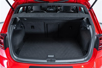 2016 Volkswagen Golf - Thumbnail