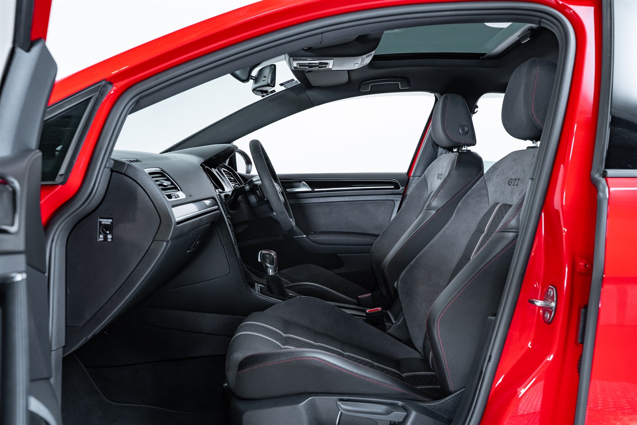 2016 Volkswagen Golf