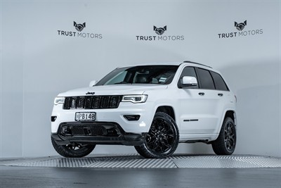 2019 Jeep Grand Cherokee - Thumbnail