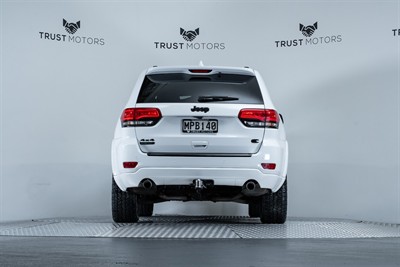 2019 Jeep Grand Cherokee - Thumbnail