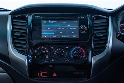 2017 Mitsubishi Triton - Thumbnail