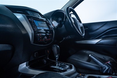 2017 Nissan Navara - Thumbnail