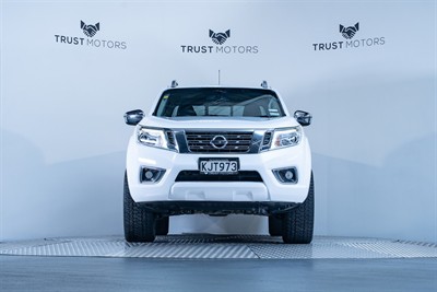 2017 Nissan Navara - Thumbnail