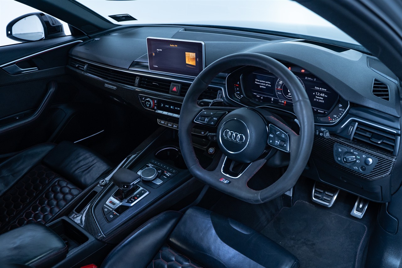 2019 Audi RS4