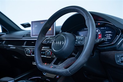 2019 Audi RS4 - Thumbnail