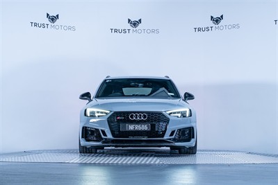 2019 Audi RS4 - Thumbnail