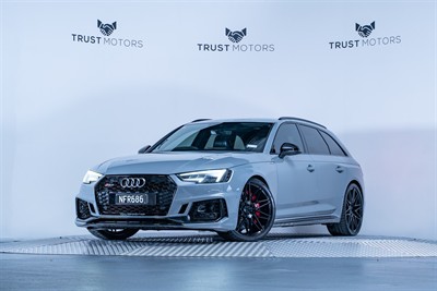 2019 Audi RS4 - Thumbnail